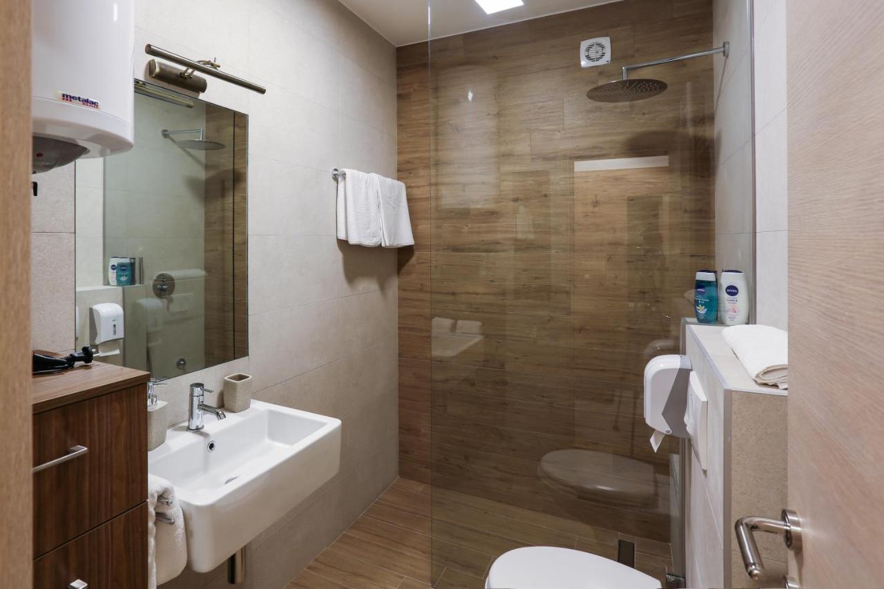 Apartment Promenada 30 Νόβι Σαντ Εξωτερικό φωτογραφία